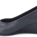 Clarks Women’s Flores Tulip Pumps